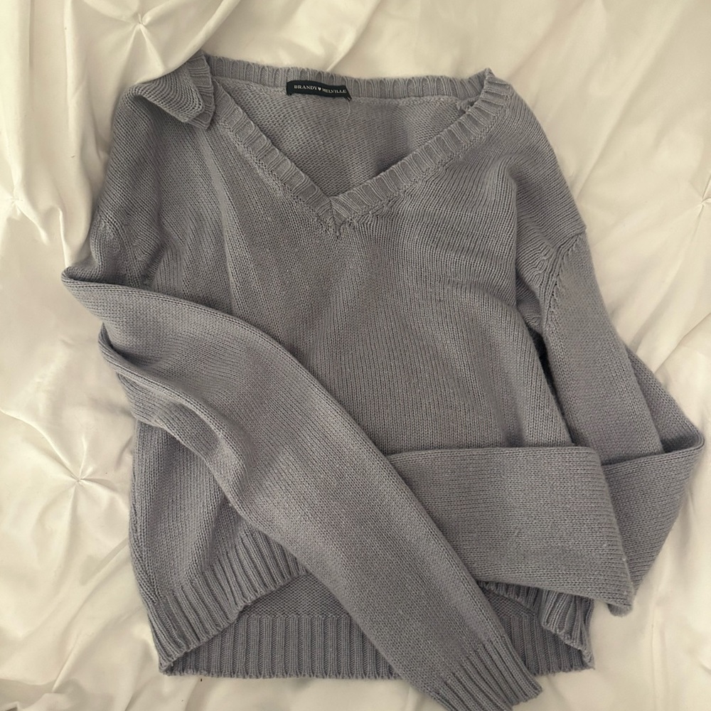 Brandy Melville sweater